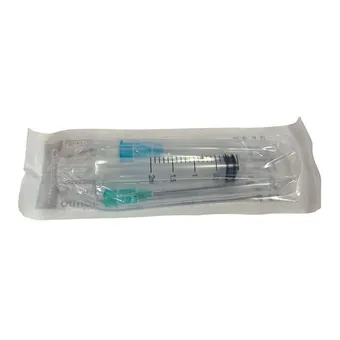 Фото товару «Шприц ін'єкційний 2мл OK Pharma 3-компонентний з 2 голками 23G (0,6мм х 30мм) та 24G (0,8мм х 38мм)»